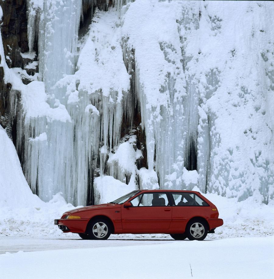  Volvo 480 Turbo 1990 года  (фото 3 из 3)